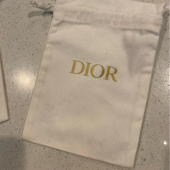 Dior Cream and Gold dust bag set - Picture 5 of 9